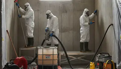 Stockton, CA sewage cleanup crew restoring a water-damaged home safely